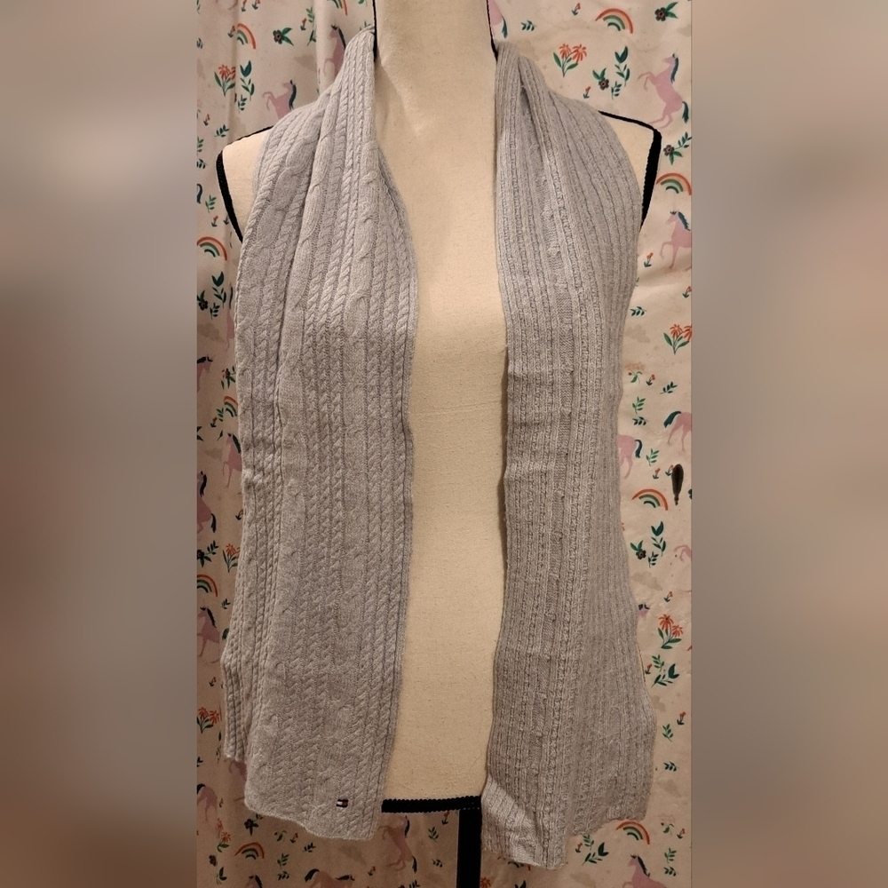 EUC Y2K Tommy Hilfiger Grey Alpaca Knit Neutral Casual Boho Prep Scarf Wrap - Picture 2 of 7